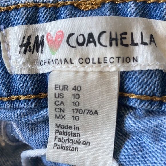 H&M Coachella Cut off Jean Shorts size 10 - Picture 9 of 10